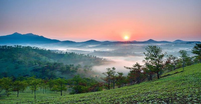 Bình minh thơ mộng ở Đà Lạt