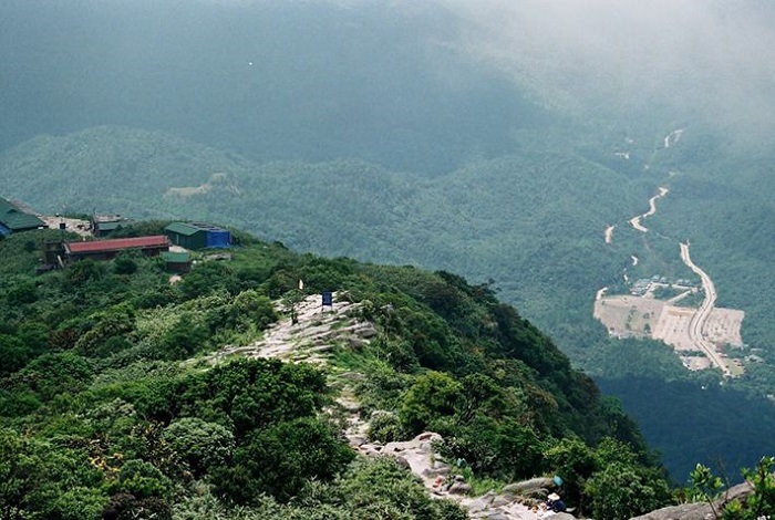 Hành trình về Yên Tử linh thiêng